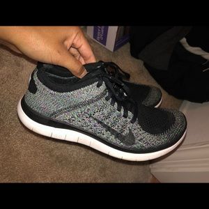 Women’s 4.0 Nike flyknit free shoes
